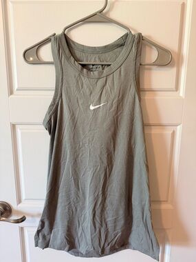 Nike Women's Workout Tank Top